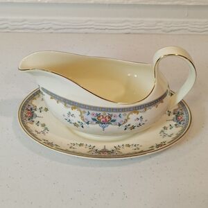 Royal Doulton Juliet H5077 Gravy Boat with Underplate, 8 1/4"